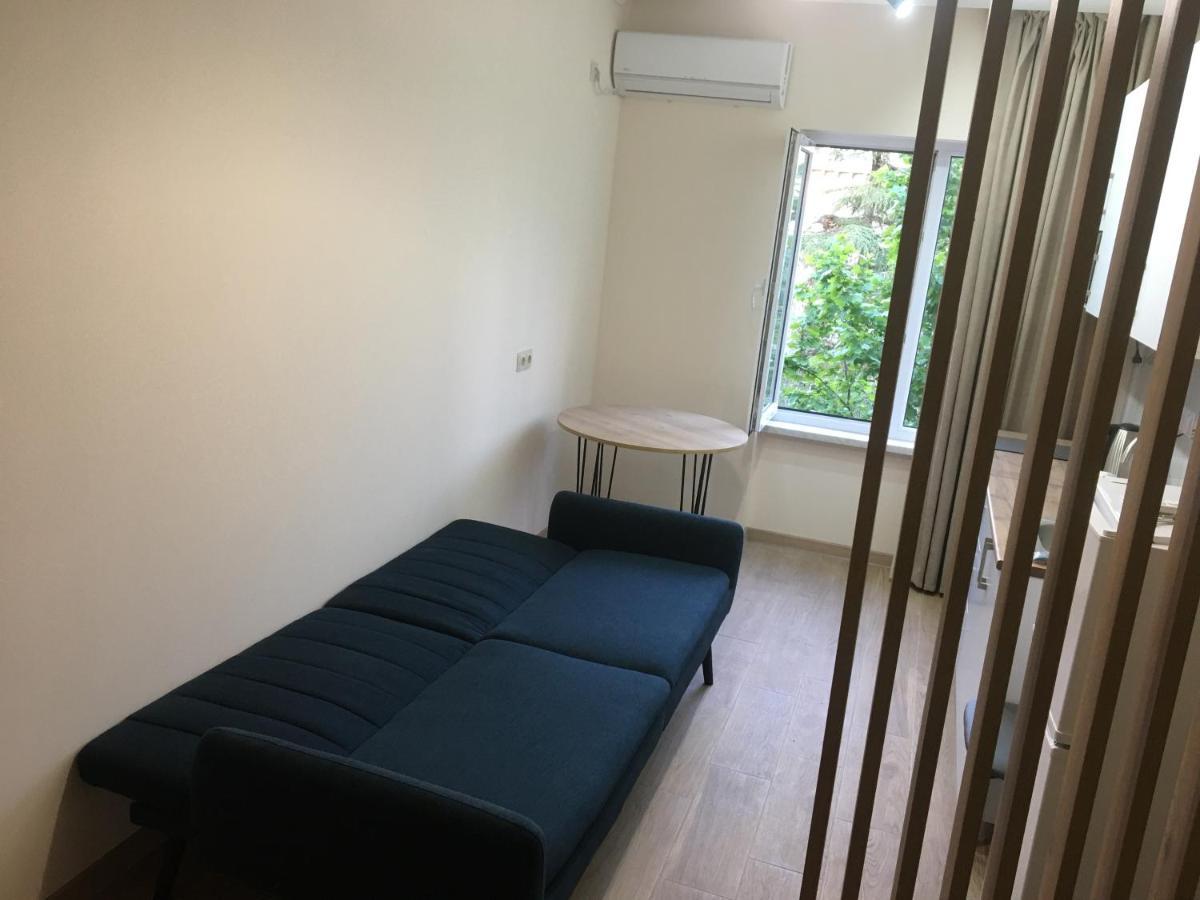 Room 27 In Kutaisi Exterior photo